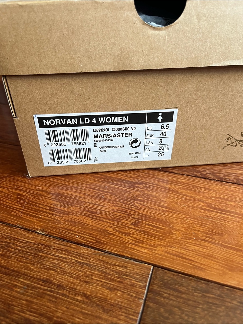 Arc'teryx Women's Trail Shoe - Burgundy and Purple - Picture 4 of 4